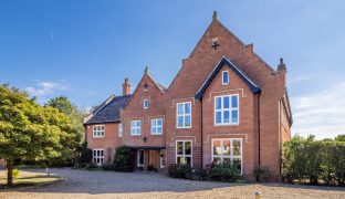 Fleggburgh - 6 Bedroom Detached house