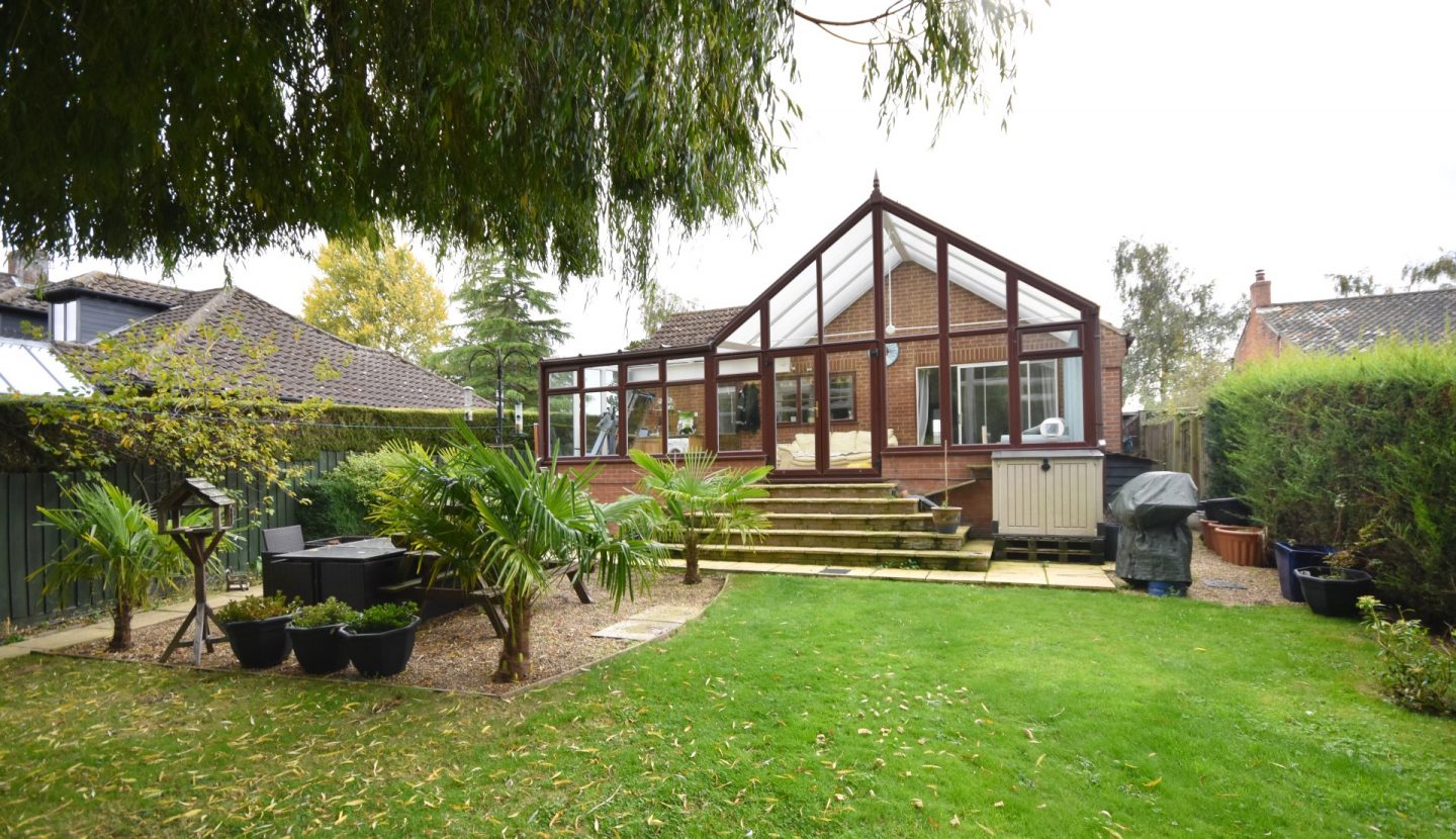 Three bedroom detached house, Neatishead Waterside Estate Agents