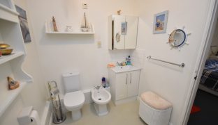 Oulton Broad - 2 Bedroom First floor apartment