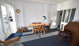 Oulton Broad - 2 Bedroom First floor apartment