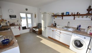 Oulton Broad - 2 Bedroom First floor apartment