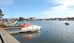 Oulton Broad - 2 Bedroom First floor apartment