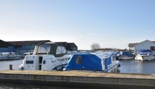 Potter Heigham - Mooring plot