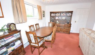 Hoveton - 4 Bedroom Detached house