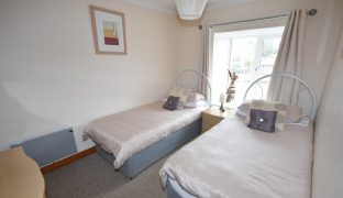 Horning - 2 Bedroom First floor apartment