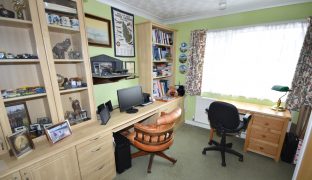 Hoveton - 4 Bedroom Detached house