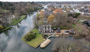 Hoveton - 4 Bedroom Detached house