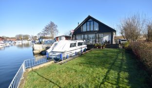 Horning - 4 Bedroom Detached house