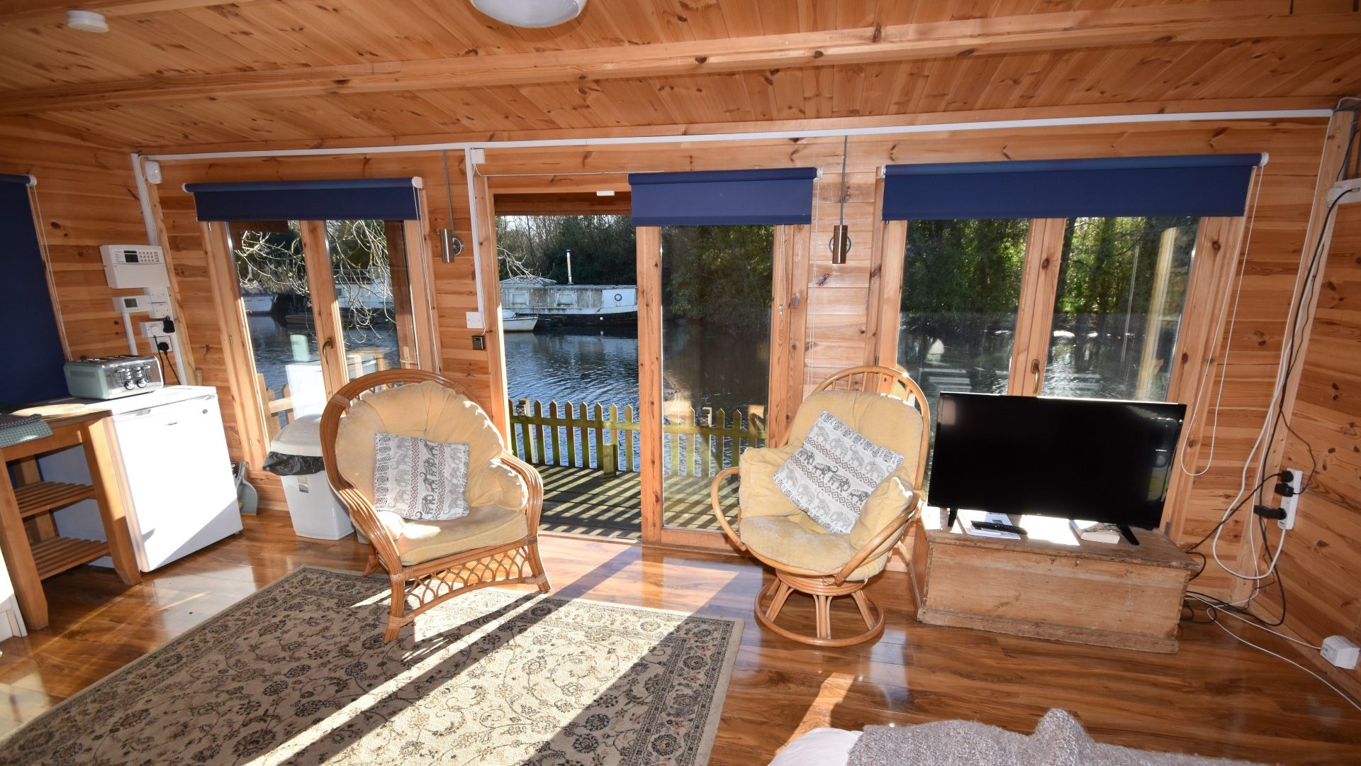 holiday cabin Thorpe St Andrew, Norwich Waterside Estate Agents