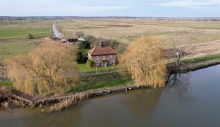 Langley - 4 Bedroom Detached house