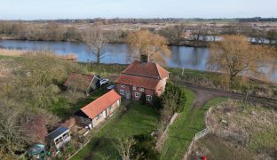 Langley - 4 Bedroom Detached house