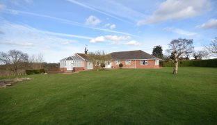 West Somerton - 4 Bedroom Detached bungalow