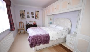 West Somerton - 4 Bedroom Detached bungalow