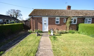 Repps with Bastwick - 1 Bedroom Semi-detached bungalow