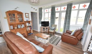 Repps with Bastwick - 3 Bedroom Detached bungalow