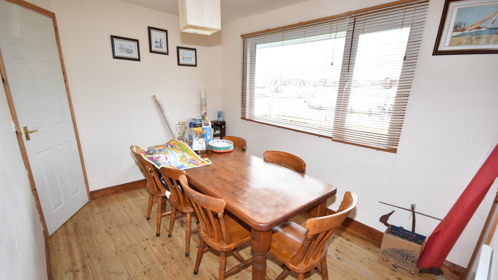 2 bed detached bungalow, Horning Waterside Estate Agents