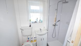 Repps with Bastwick - 1 Bedroom Semi-detached bungalow