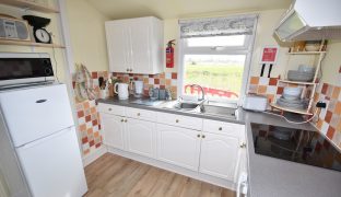 Repps with Bastwick - 3 Bedroom Detached bungalow