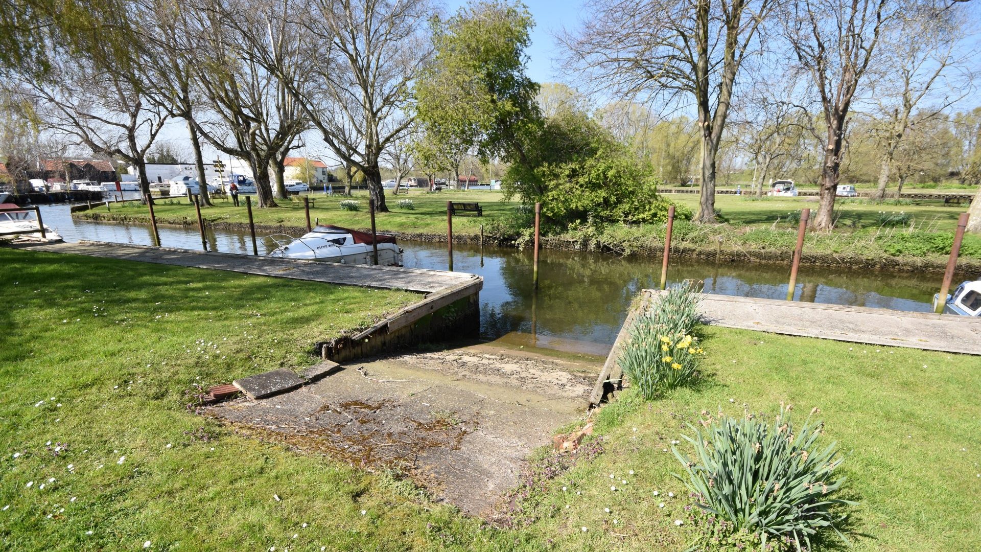 2 bed town house, Beccles Waterside Estate Agents