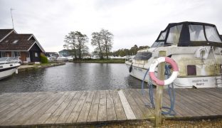 Wroxham - Mooring plot