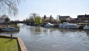 Beccles - 2 Bedroom Town house