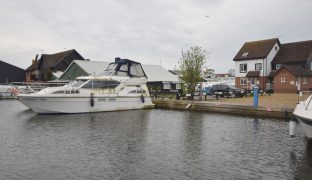 Wroxham - Mooring plot