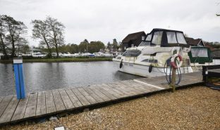 Wroxham - Mooring plot