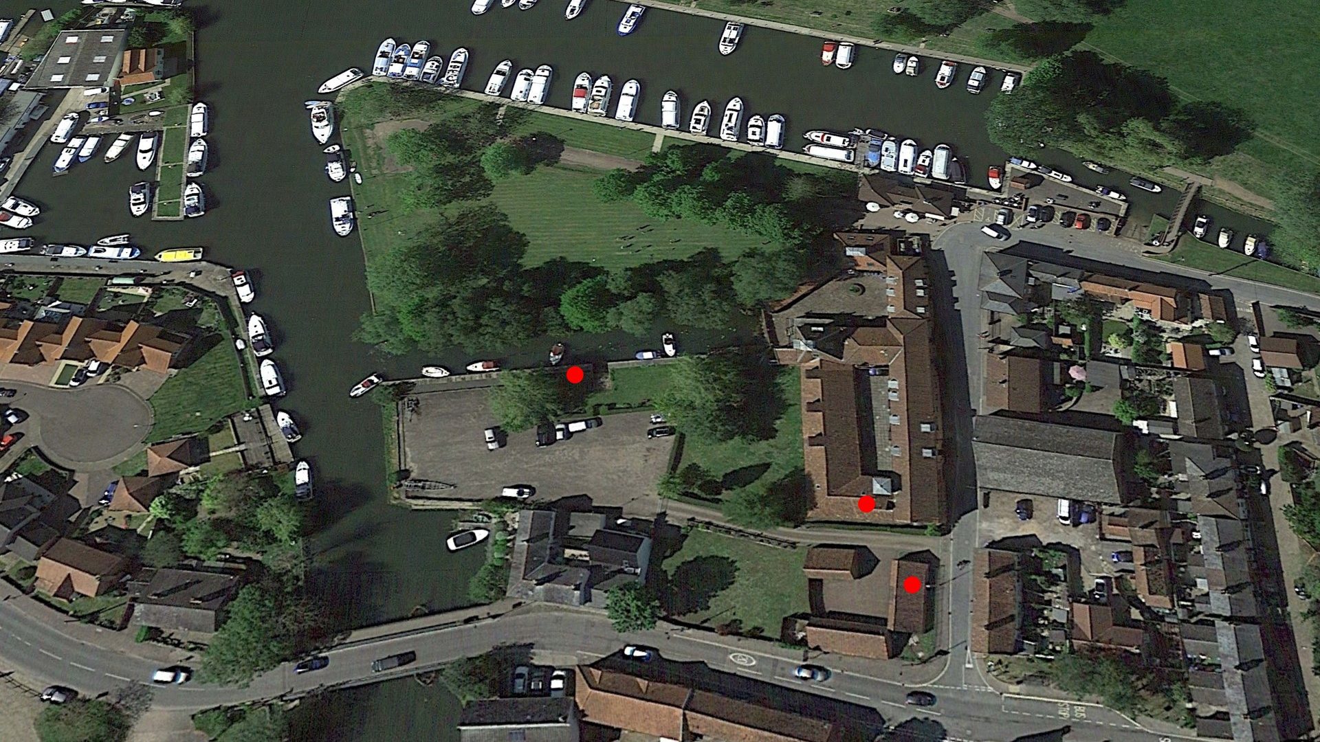 2 bed town house, Beccles Waterside Estate Agents