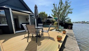 Repps with Bastwick - 2 Bedroom Detached bungalow