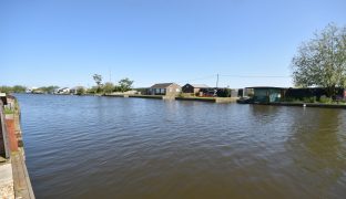 Potter Heigham - 2 Bedroom Detached bungalow