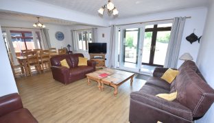 Hoveton - 4 Bedroom Detached house