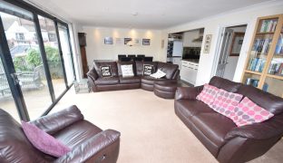 Horning - 4 Bedroom End town house