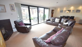 Horning - 4 Bedroom End town house