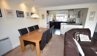 Horning - 4 Bedroom End town house