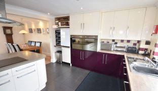 Horning - 4 Bedroom End town house