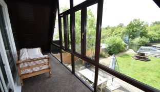 Hoveton - 4 Bedroom Detached house