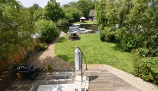 Hoveton - 4 Bedroom Detached house