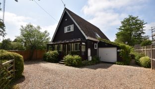 Hoveton - 4 Bedroom Detached house