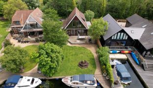 Hoveton - 4 Bedroom Detached house