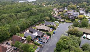 Hoveton - 4 Bedroom Detached house
