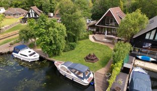 Hoveton - 4 Bedroom Detached house