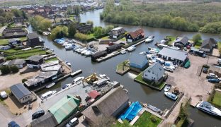 Horning - 1 Bedroom Boathouse