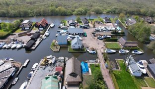 Horning - 1 Bedroom Boathouse