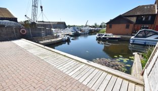 Horning - 4 Bedroom Detached house