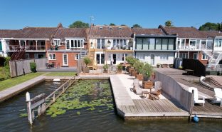 Horning - 4 Bedroom Town house