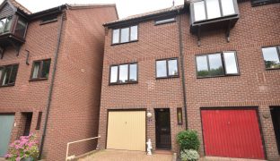 Thorpe St Andrew - 3 Bedroom End town house