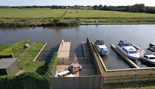 Potter Heigham - Mooring Plot