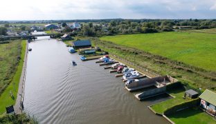 Potter Heigham - Mooring Plot