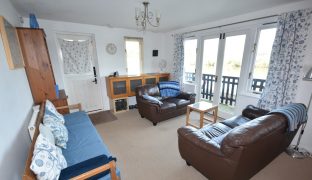 Repps with Bastwick - 2 Bedroom Detached bungalow