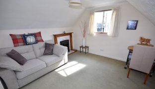 Hoveton - 5 Bedroom detached house